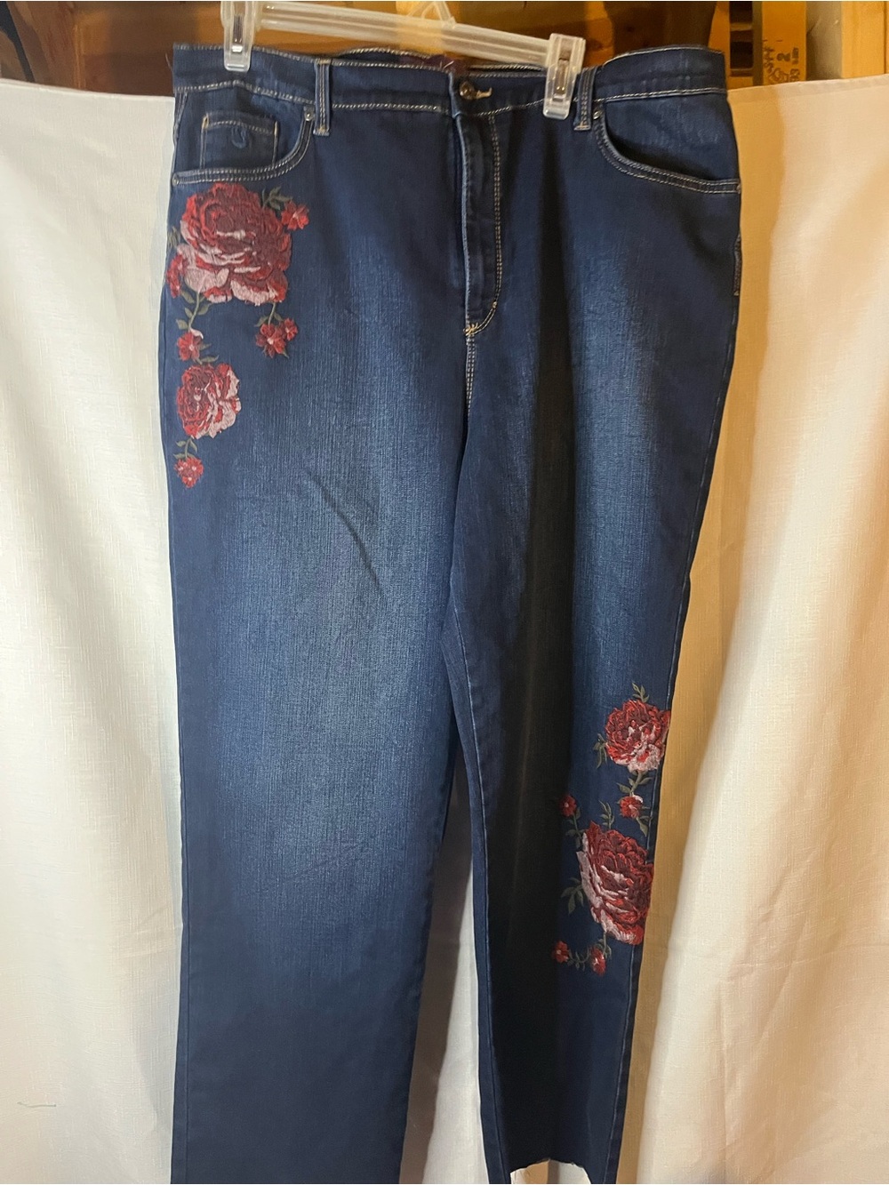 Gloria Vanderbilt Navy Straight Leg Jeans with Red Rose Embroidery